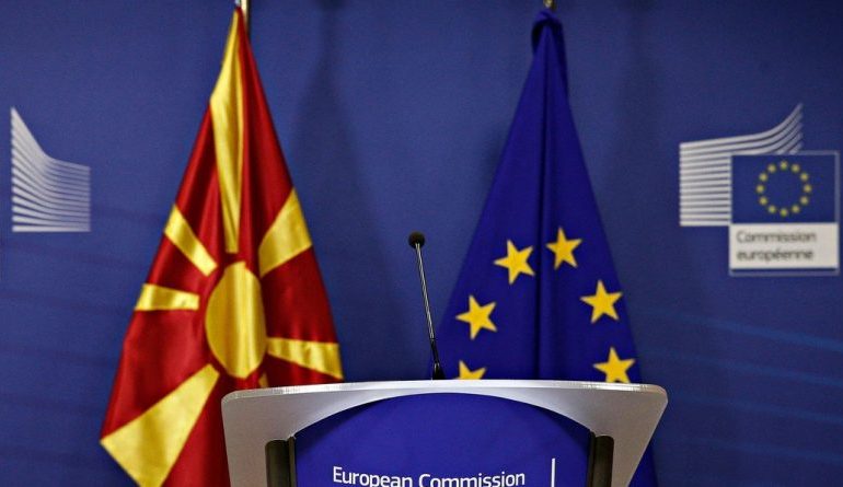 Çështja e emrit të Maqedonisë në tryezën e ministrave në Bruksel