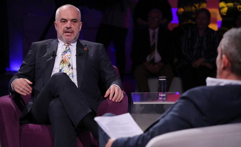 Rama: S’ka arrogancë me biznesin e vogël! Ja pse e rritëm çmimin e naftës…
