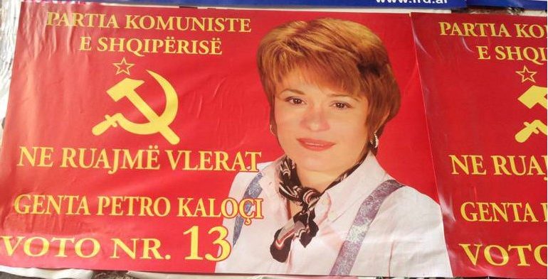 GËZON PËR VDEKJEN E DJALIT TË SHKRIMTARES/ Komentuesit e shajnë, psikologia i kthehet: B*uçe e satëme dhe.. (FOTO)