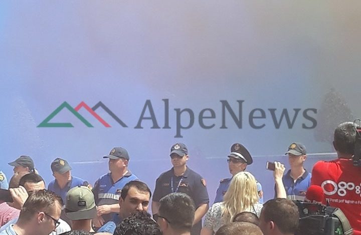 PROTESTA E OPOZITËS/ Reagon Xhafaj: Vlerësim për Policinë e Shtetit që… (FOTO)