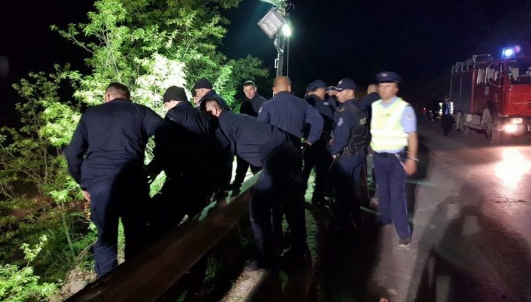 POLICËT E ZHDUKUR NË AKSIDENT/ Kryeministri bën kërkesë ZYRTARE ndaj…