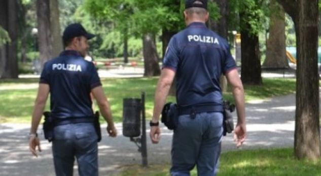 “Na jep çfarë ke ose shkon keq për ty!” Adoleshenti shqiptar dhe shokët “GANGSTERË”…