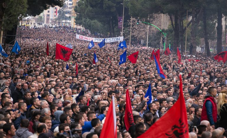 Protesta e PD/ Çfarë pritet të ndodhë sot në bulevard: “Dinamikën do e vendosin qytetarët”