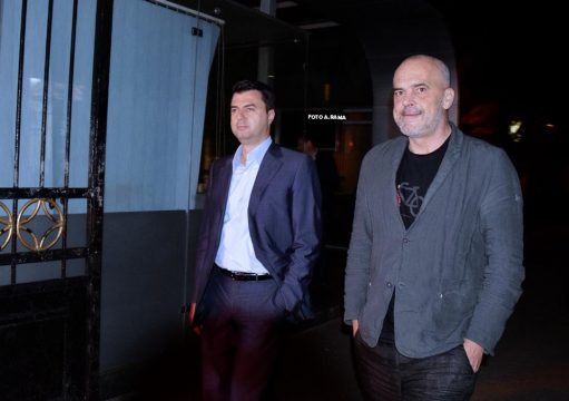 SONDAZHI/ Demokratët duan më shumë një koalicion me PS-në, se sa me LSI-në