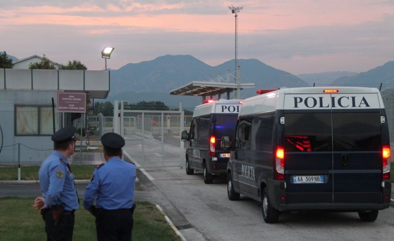 E FUNDIT/ Ekstradohet në Shqipëri IZET HAXHIA. Ja çfarë po ndodh në Rinas… (FOTOT)