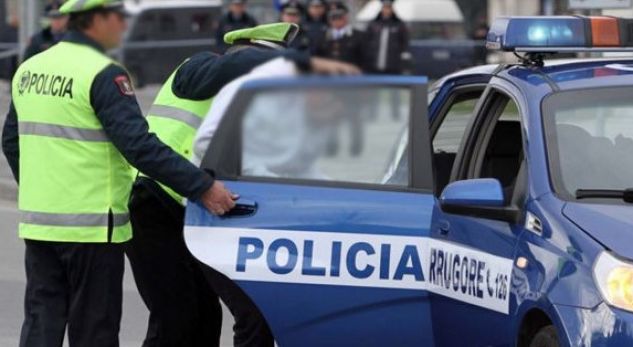 U dhunua nga ish-dhëndëri, 71 vjeçari kërkon urdhër mbrojtjeje