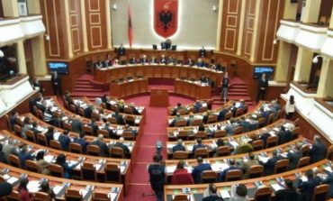 A duhet vetting për pasuritë tuaja?! Shikoni reagimin e politikanëve shqiptarë: Jemi të hapur ndaj... (VIDEO)