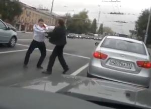 Shqiptari rreth KEQ të dashurin e ish gruas/ 38 vjeçari i pa në rrugë bashkë dhe…