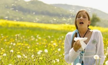 KUJDES/ Ja çfarë shkaktojnë alergjitë e stinës shëndetit tuaj