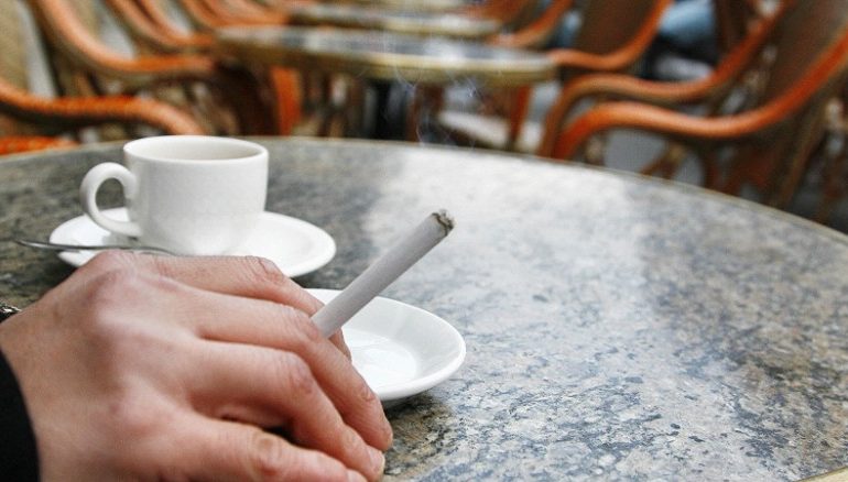 Masat e qeverisë/ 1 milion francezë e lanë duhanin vitin e kaluar