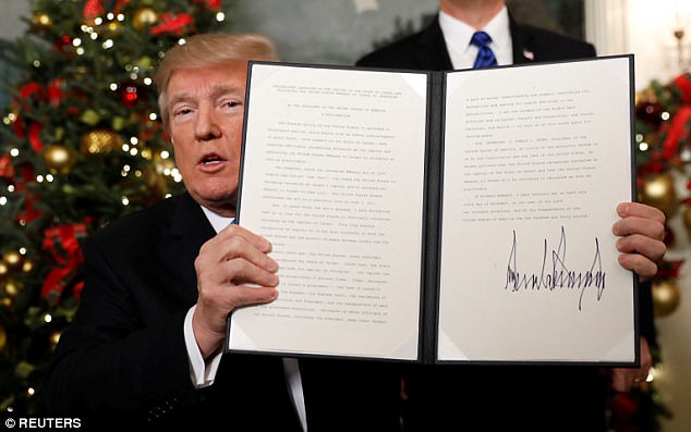 “U ndezën motorët e luftës”/ Tani bota e pasigurt, pas vendimit të Trump pritet që…