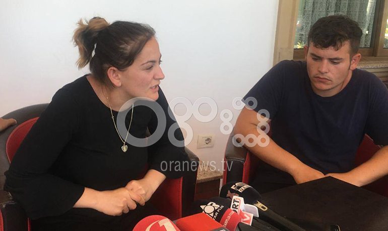 VRAU VETEN SE U AKUZUA PER VJEDHJE/ Familja Kallami kërkon drejtësi, vajza e Ardianit: U dhunua nga policia