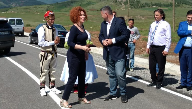 Vlahutin në Shishtavec: Për ndërtimin e aeroportit po lobon edhe BE, të mos ndërtohen HEC-et