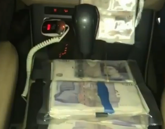 KOKAINE DHE MILIONA PAUND/ “Gangsterët shqiptarë në Angli mburren me paratë që fitojnë dhe makinat luksoze” (FOTO)