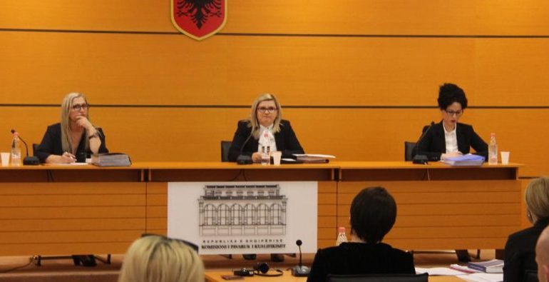 VETTINGU/ Nis seanca për gjyqtaren Manjola Xhaxho, KPK vendos për “fatin e saj”