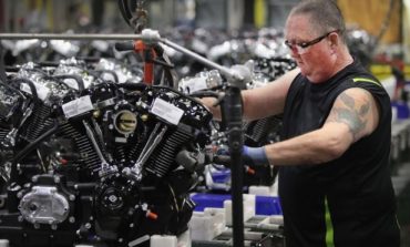 Marka e motorave Harley-Davidson ka në plan të zhvendos mjetet për të shmangur tarifat e...