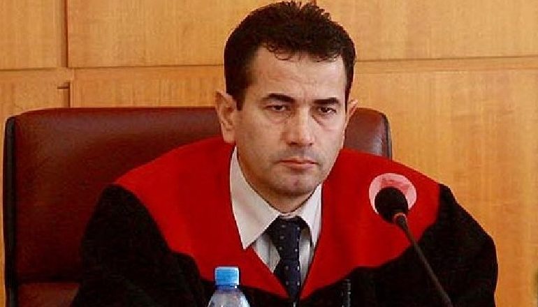 Kryetari i Gjykatës Kushtetuese Bashkim Dedja përballë Vettingut/ Ja kur zhvillohet seanca