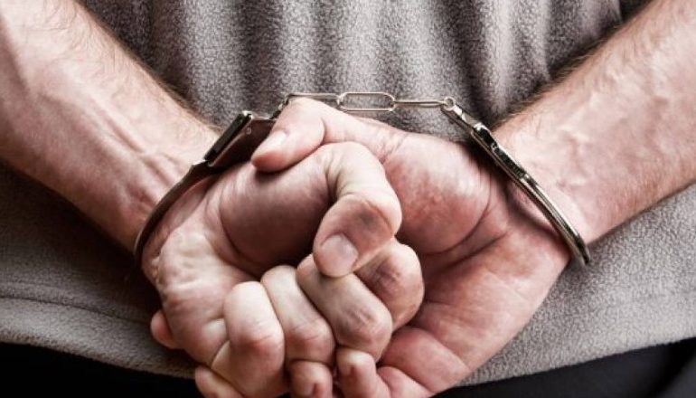 Arrestohet 53-vjeçari në Bulqizë/ Kryente veprime të turpshme në publik, por kur shkon policia për ta arrestuar…