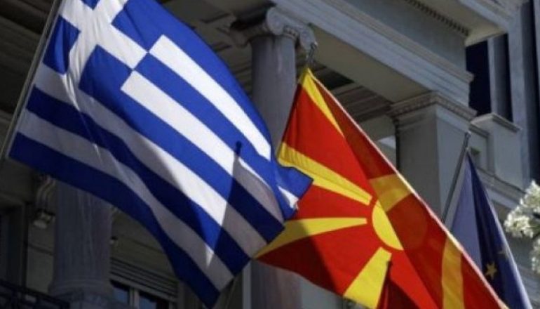 Ditë historike, Maqedonia nënshkuan marrëveshjen për emrin me Greqinë