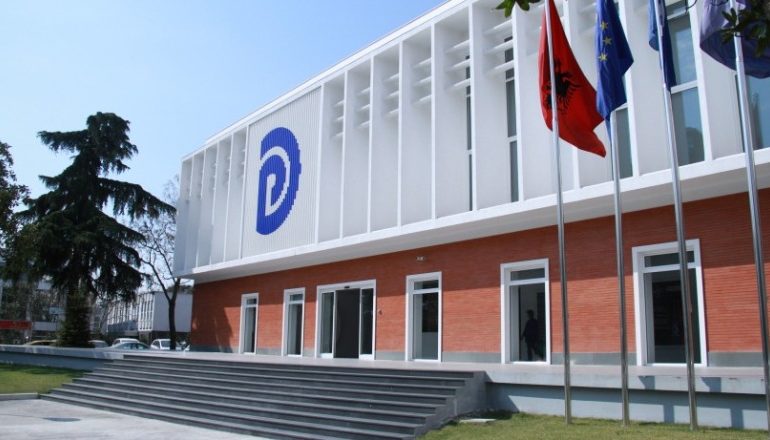 NEGOCIATAT/ Kushti i Gjermanisë, PD vonoi 9 muaj Vetingun duke “luftuar” kundër këtij ligji