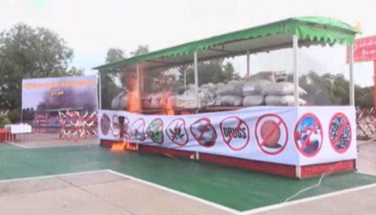 VIDEOJA BEFASUESE/ Si digjet DROGA vlera e së cilës arrin në 180 milionë dollarë