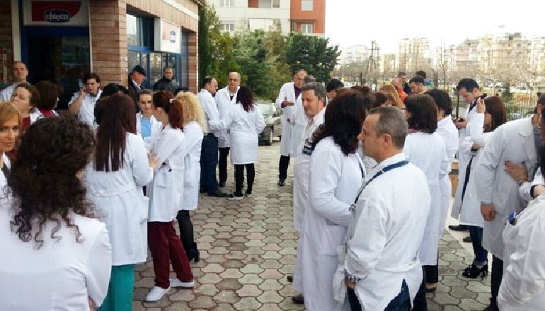 URDHERI/ Infermierët, datat dhe çfarë përmban testi në muajin korrik