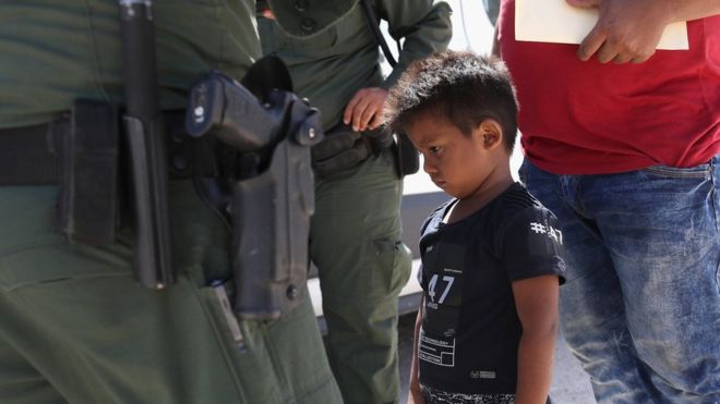 Kritika ndaj administratës Trump/ Po ndan fëmijët e emigrantëve nga prindërit