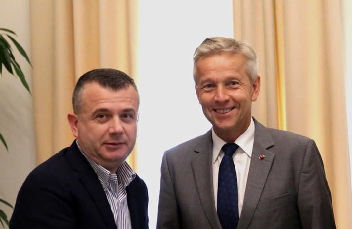 Balla takon homologun austriak: Vettingu po jep rezultate konkrete, audio-përgjimi i vëllait të Xhafajt….