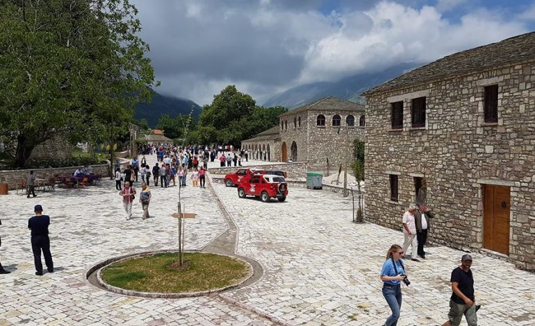 TURIZMI/ Auron Tare: Askush nuk besonte se një vend i rrënuar mund të kthehet në një… (FOTO)
