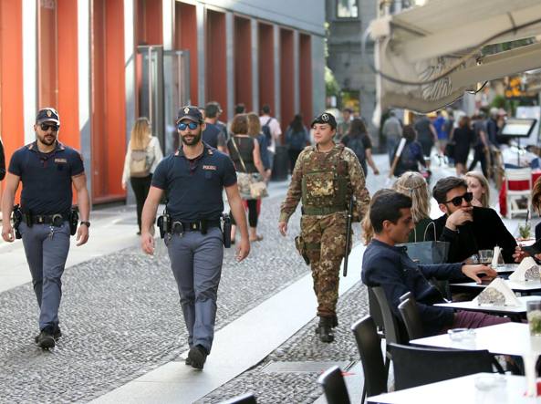 Italianët të pasigurt për jetën/ Kërkohet lehtësimi i procedurave për blerjen e armëve