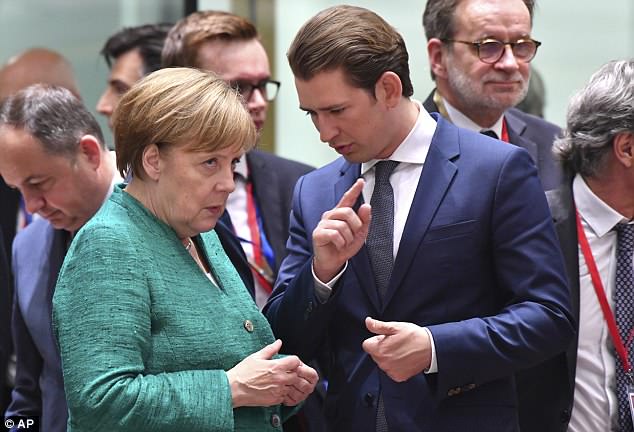E frikësuar për postin, parlajmërimi i fortë i Merkel: Kriza e emigrantëve do të përçajë BE-në