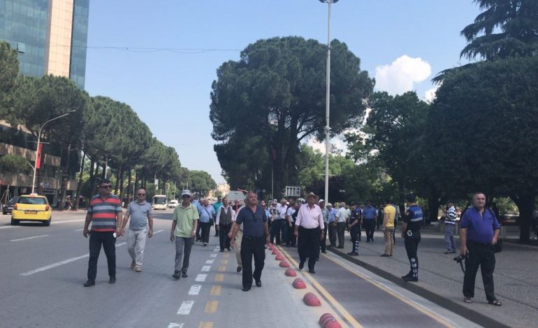 Minatorët ÇOHEN në PROTESTË: Jemi brenda rregullave, i kërkojmë Kryeministrit…