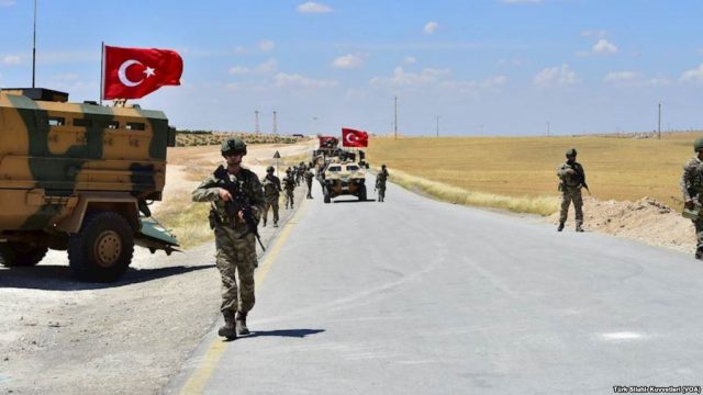 “Furtunë” ndaj ISIS në Turqi: Pranga 14 të dyshuarve, monitorim dhjetra të tjerëve