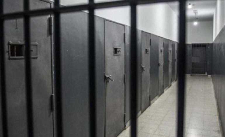Tre shqiptar u arratisën nga burgu në Greqi/ Arrestohet një prej tyre, dy të tjerët… (EMRI)