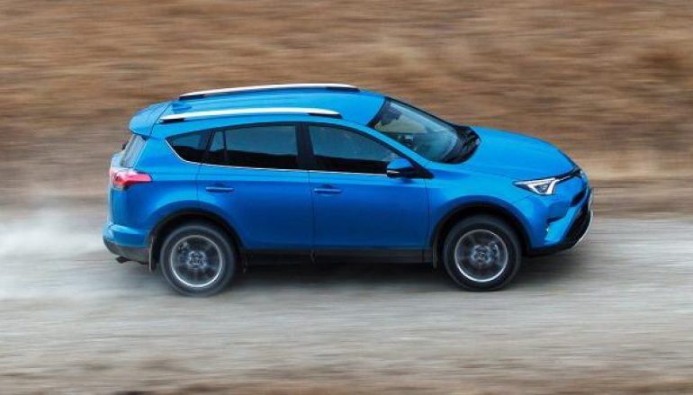 Toyota do të heqë nga përdorimi RAV4 Diesel në Evropë
