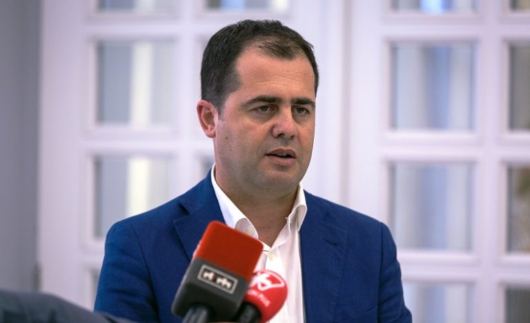 PROJEKTVENDIMI/ Reagon Bylykbashi: Rama dhe Ruçi kërkojnë të kthejnë Kuvendin në Gjykatë