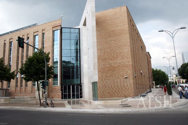 BESIMI EKONOMIK NË SHQIPËRI/ BSH: Ndjesia e bizneseve dhe familjeve po vjen duke rënë