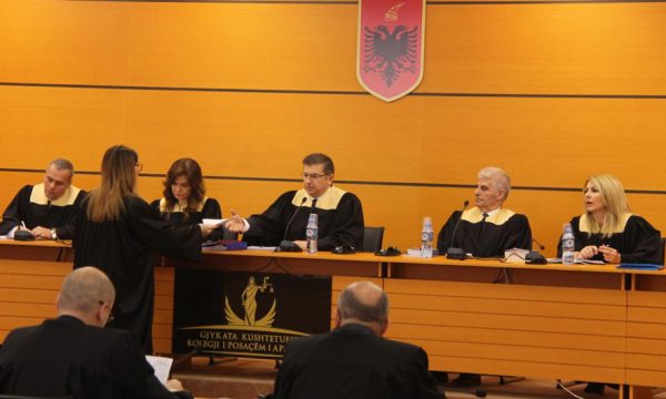Llalla tentativë tjetër për t’i shpëtuar drejtësisë/ Kërkesë në KPA: Të ndërpritet procesi i vettingut