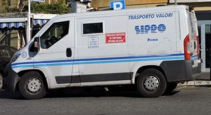 Romë, grabiten 1.5 milionë euro nga