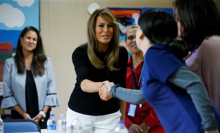 Pas “Mua nuk më intereson fare, po ty”, Melania Trump shkon në një tjetër kamp për fëmijët