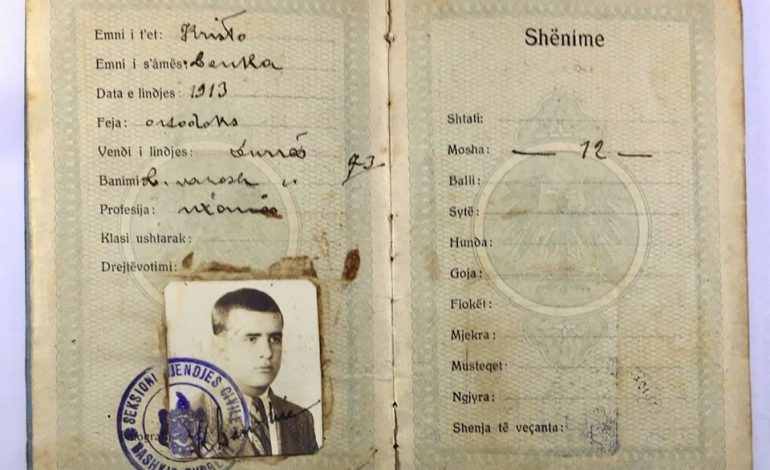 FOTOT: Simbolet e Vidit përdoreshin deri në kohën e Zogut