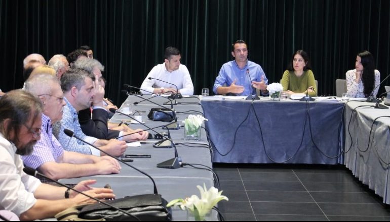 “TEATRI”/ Opozita kërkon DËGJESË me Veliajn, reagon PS: Firmat janë falsifikuar… (FOTO)
