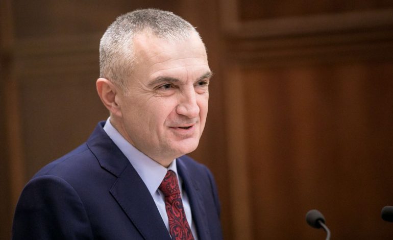 SHEMBJA E TEATRIT/ Reagon Meta pas letrës së artistëve: Qeveria dhe Bashkia të bëjnë ….