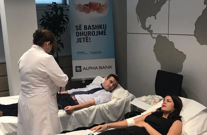 Për të shtatin vit radhazi/ Alpha Bank Albania dhe “Fundjavë Ndryshe” organizuan Ditën e Dhurimit të Gjakut