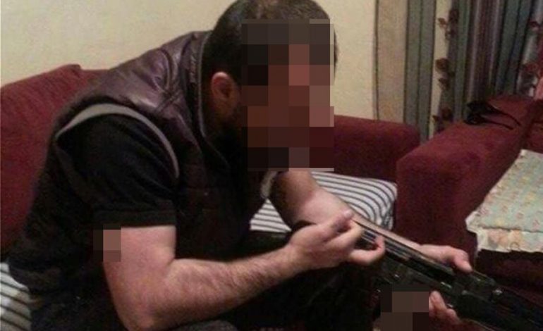 ISHTE FSHEHUR NE DOLLAP/ Kush është 24-vjeçari shqiptar që u arratis nga burgu grek dhe u kap ditën e sotme