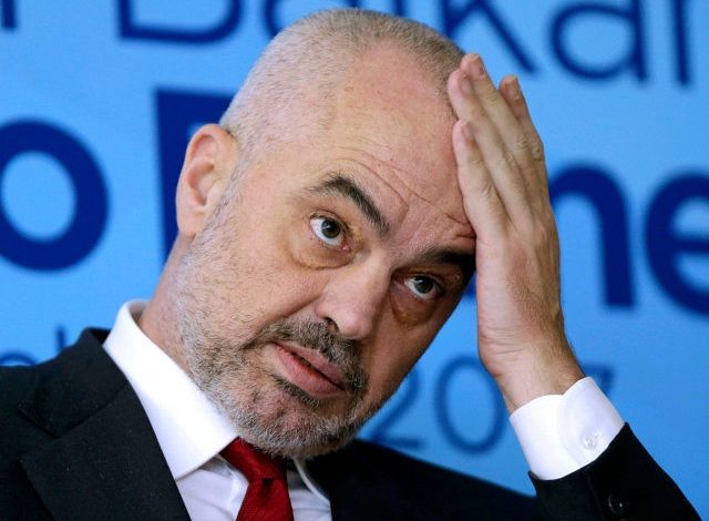“Te urgjenca fëmijëve nuk kishin t’i bënin eco, kryeministër zbrit nga qielli”/ Komentuesit sulmojnë Ramën…