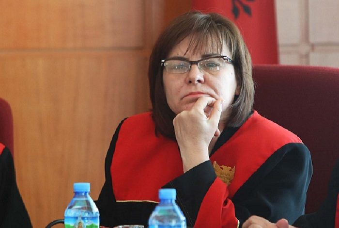 “Cënoi besimin e publikut tek drejtësia”, zbardhet vendimi për Xhoxhajn. Si u ndanë votat për shkarkimin