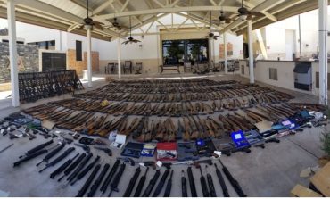 E pabesueshme, të gjitha këto armë u gjetën në një banesë dhe i dispononte një person