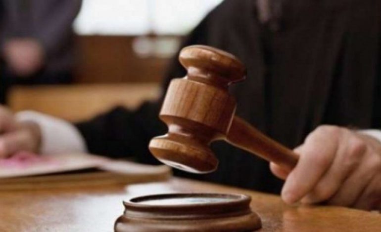 PAS 17 VITESH/ Gjykata vendos për shqiptarin e akuzuar për përdhunim. Ja kush e shpëtoi