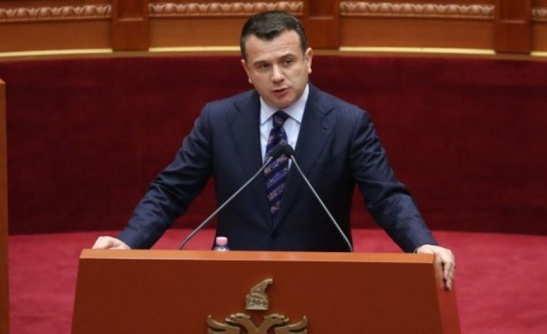 DEBATI LIVE NË KUVEND/ Balla-Bashës: Partia jote DEGJENEROI. Të kesh ty kryetar, si të kesh BABALEN